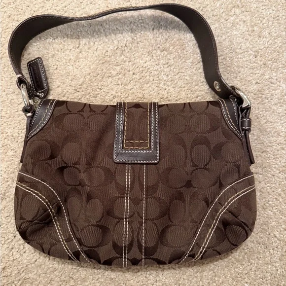 Coach Brown Leather Interior - Picture 3 of 3